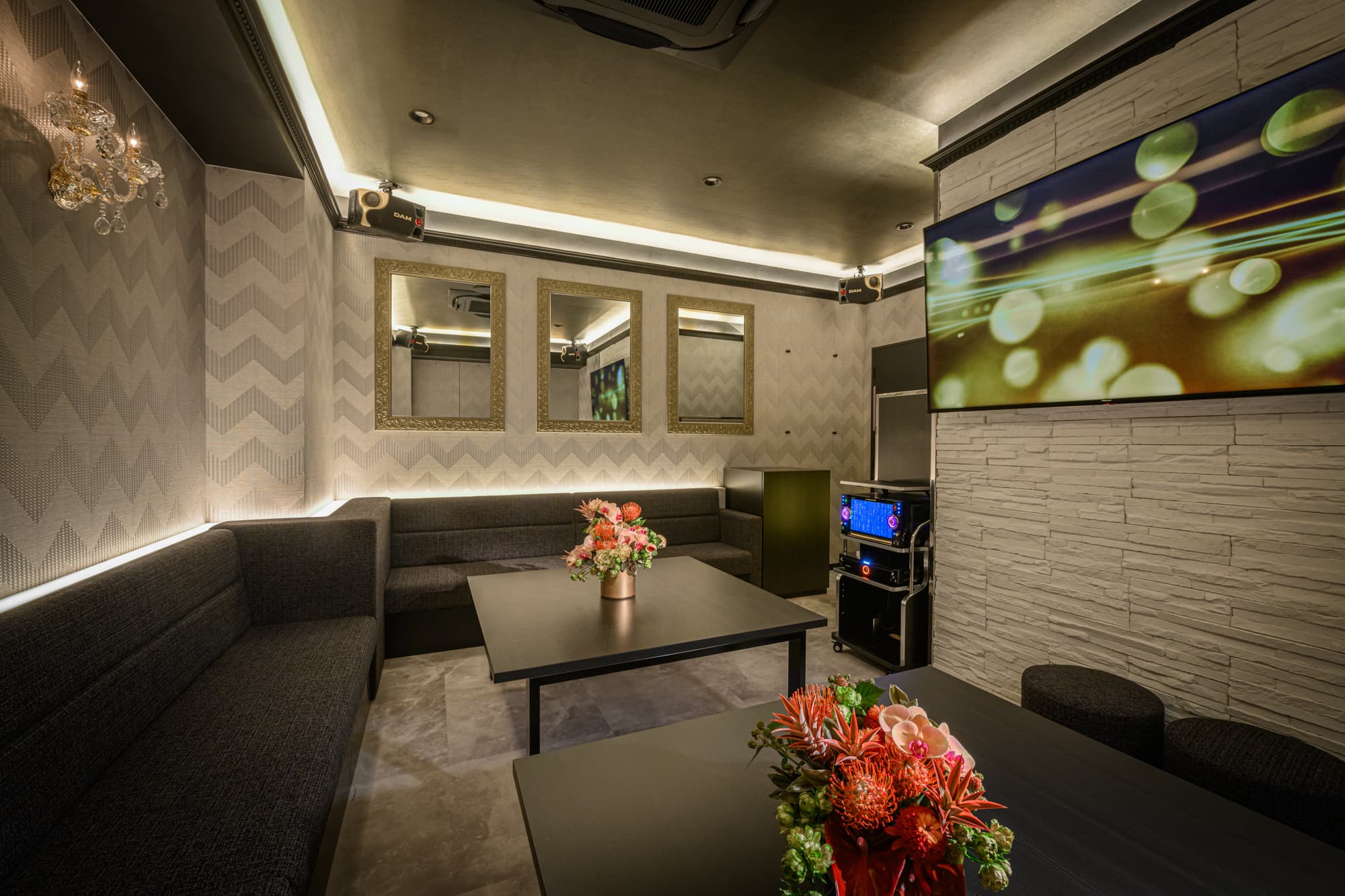 三軒茶屋 カリス